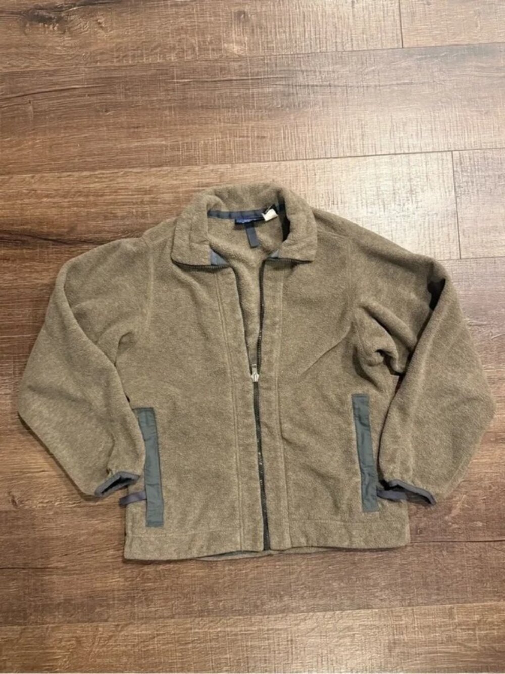 Patagonia Women’s Vintage Synchilla Full-Zip Fleece Jacket Khaki — S